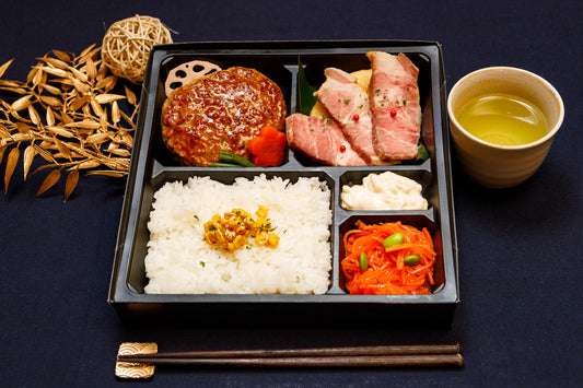 黒トリュフ醤油ハンバーグとMISOローストポーク